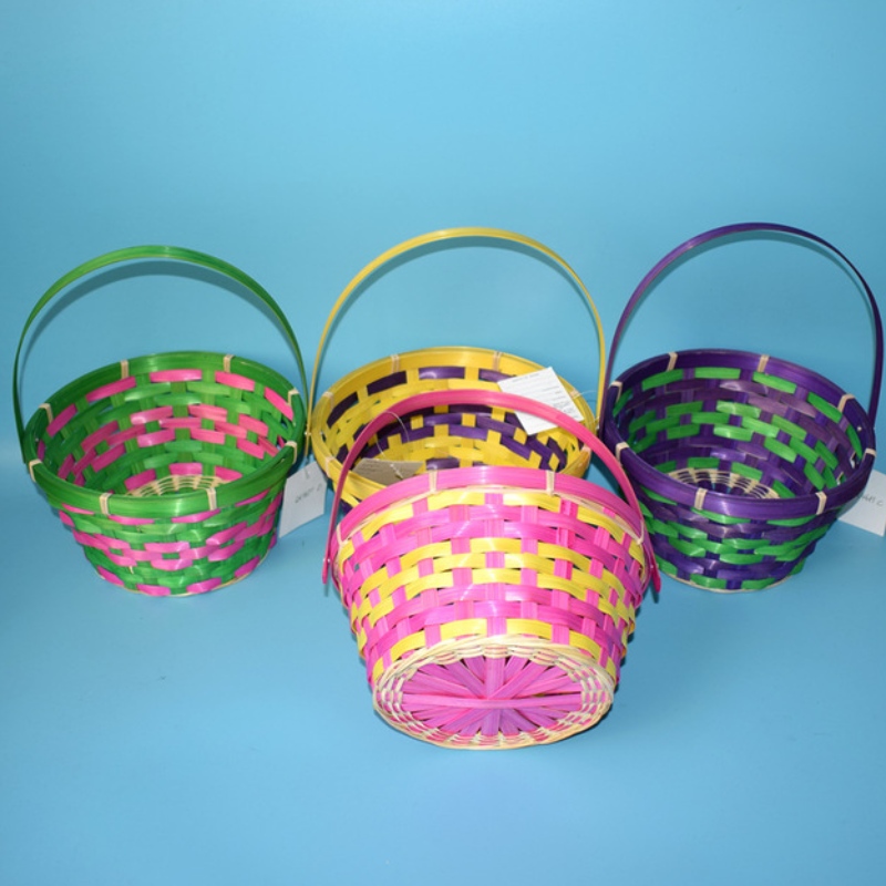 Cestino colorato di Pasqua con manico